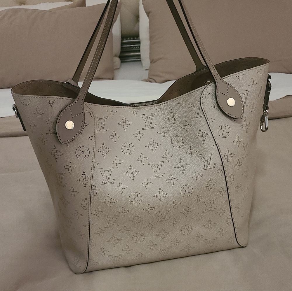 Hina MM Louis Vuitton